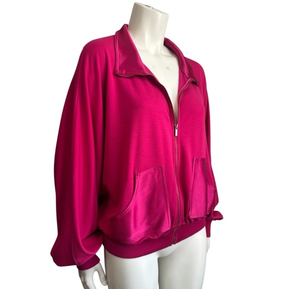 ST JOHN Fuchsia Athletic Jacket + T-shirt Set Satin Contrast Women's Medium - Picture 8 of 16